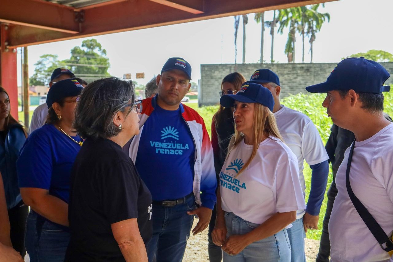 INSA acompaña inspección en el urbanismo Brisas del Terminal en Yaracuy