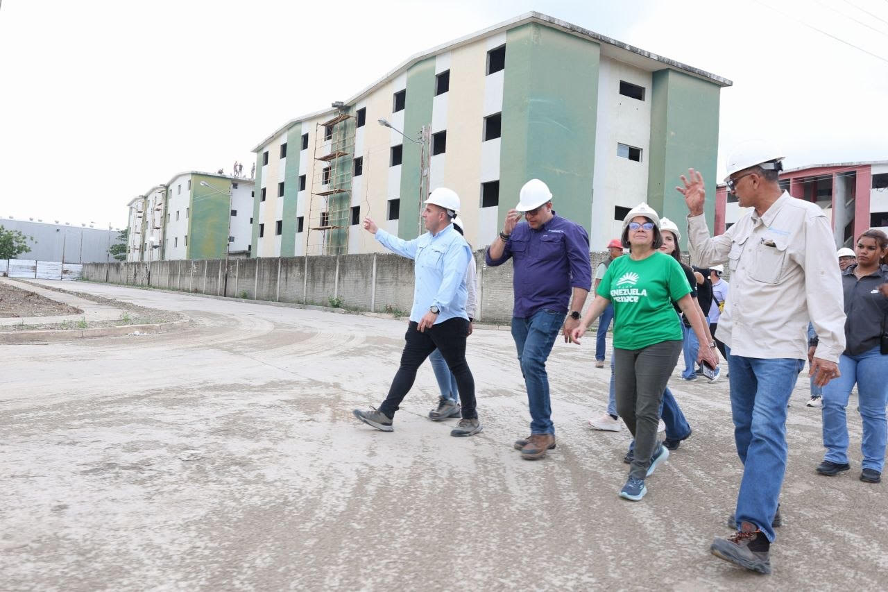 INSA acompañó inspección de obras en Carabobo
